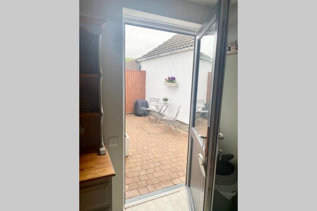 Self Contained Annexe In The Heart Of Wedmore المظهر الخارجي الصورة